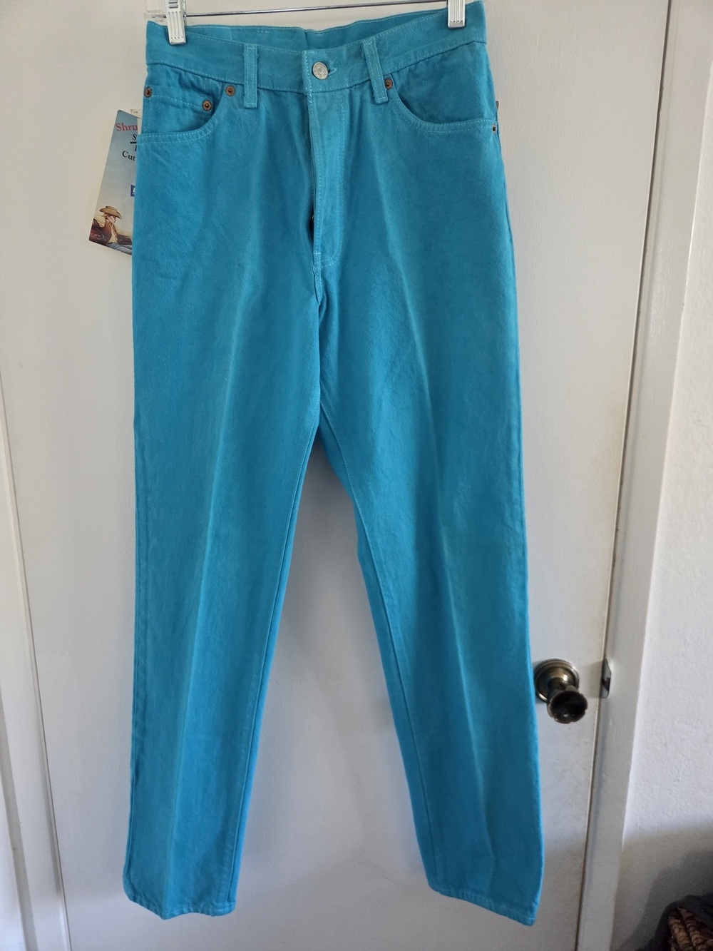 Junior’s Straight Jeans in Turquoise - Classic Casual Fit Levis 501